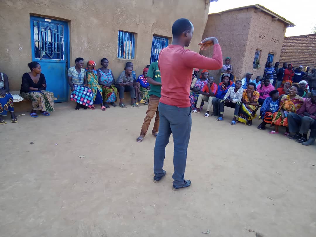 Rukumbelisector's tweet photo. Rukumbeli Sector/ Ngoma District 
None kuwa 28.06.2022 abaturage bo munurenge wa Rukumbeli bitabiriye inteko z'abaturage, hakemuwe ibibazo by'abaturage,abaturage banakanguriwe gahunda za leta.
@NgomaDistrict ,@NIYONAGIRANath2 @RwandaEast https://t.co/ZhP3mRzXFA