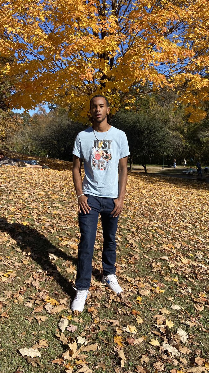Lion_4teen's tweet photo. #WhosWhoAtClemson
🐾Chris A.J. Sanders a.k.a A.J.
🐅Beaufort S.C. 🌴 
🐾Industrial Engineering Major 🏭 
🐅Senior 🗣
🐾Connections Mentor 🤝
🐅NSBE President 💼 https://t.co/qHhEdjSSq4