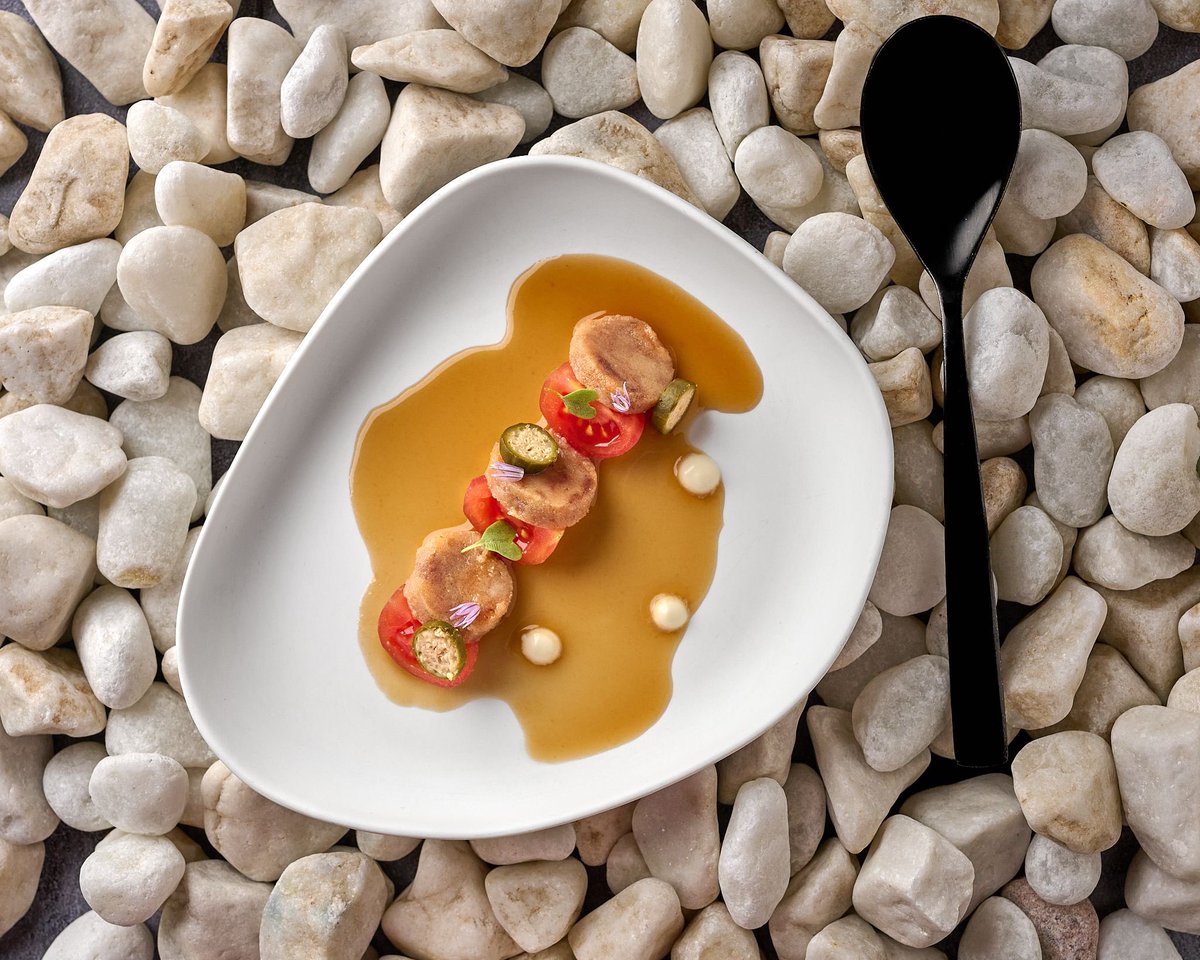 MariadelaORest's tweet photo. Escabeche de tomate y huevas de merluza 🍅🐟

Nuevo plato de nuestra carta que os va a encantar 🥄 😋

📞 Reservas: 958 21 60 69

➡️ https://t.co/OIQ3gFXre1

 #escabeche #escabeches #tomate #merluza #comerengranada #restaurantesgranada #granadacity #elgastronomicodegranada https://t.co/h8qMOXA1GR