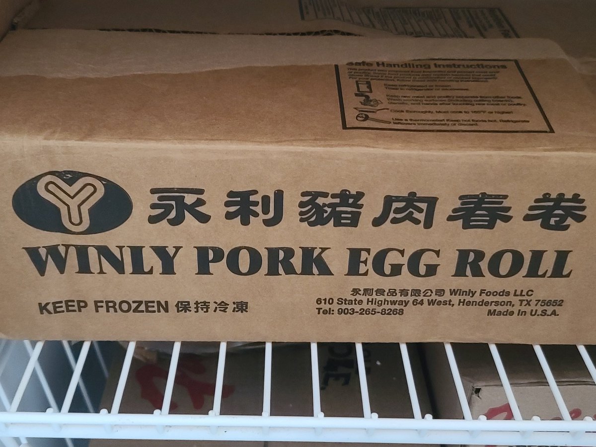 GumboBoy87's tweet photo. Have you tried a #Winly Pork Egg Roll? https://t.co/M31Lw8trZB