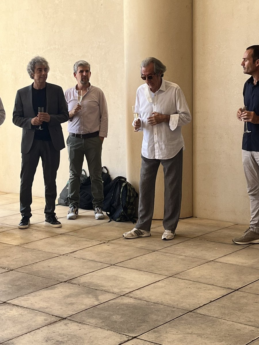 Carlos Suárez tweet media