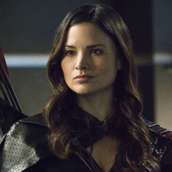 urfavstanrishop's tweet photo. Nyssa Al Ghul Is A Rishop Stan #SaveLegendsOfTomorrow https://t.co/zwTc03Q76U