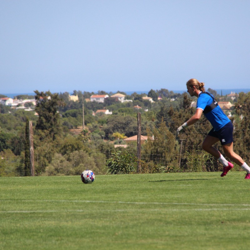 Official_HUFC's tweet photo. ๐๐๐ฌ ๐ง๐ช๐ข: ๐๐ข๐ ๐ฃ๐๐๐ง๐
A full gallery of today's action is now available as the lads complete two sessions ahead of tomorrowโs first pre-season fixture ๐ธ
๐ ๐ ๐
#PoolsInPortugal | #HUFC