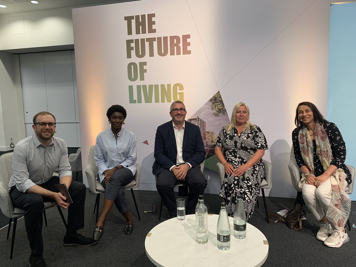 nic_bungay's tweet photo. Great speakers today at @CIHhousing #Housing2022 conference on #inclusive design &amp; #accessible homes: thanks @VDockerill @Fara_Edu @selasi_setufe @Habinteg @CAE_info Ben Williamson &amp; Alex Craggs https://t.co/RrStDBt0IX
