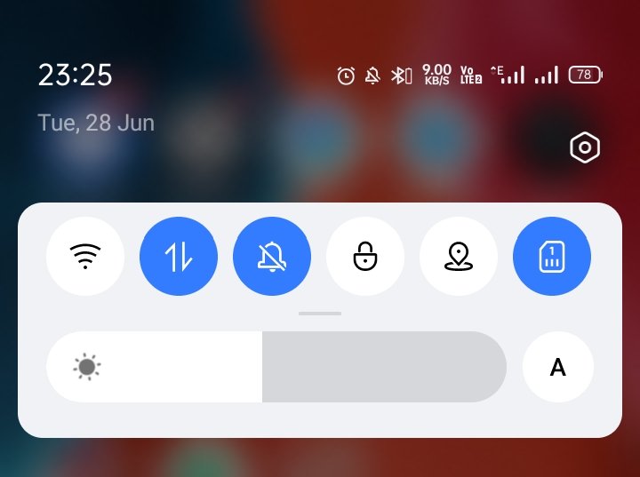 Lucky62201's tweet photo. @airtelindia just see your network coverage? Did i pay for this stupid 2g Network? Each day you are increasing price and service quality going down. https://t.co/lEJulB4SZO