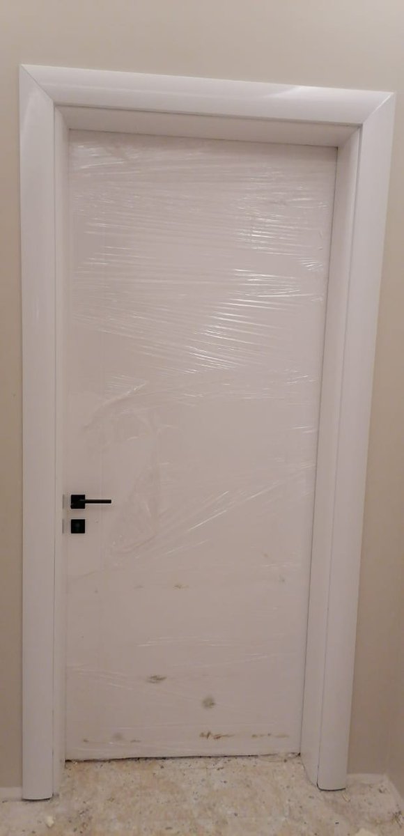 أبواب الخشب البلاستيكي wpc
هي أبواب بديل للابواب الخشبية التقليدية وتحل مشاكلها.
وتتميز عنها بعدة نقاط اهمها:
1-ابواب الخشب البلاستيكي مصنوعة من خليط من البولمير الصافي بنسبة 75 ٪
ونشارة الخشب بنسبة 15٪ والباقي مواد داعمة ورابطة. 
اي انها لا تتاثر بالرطوبة .
يتبع