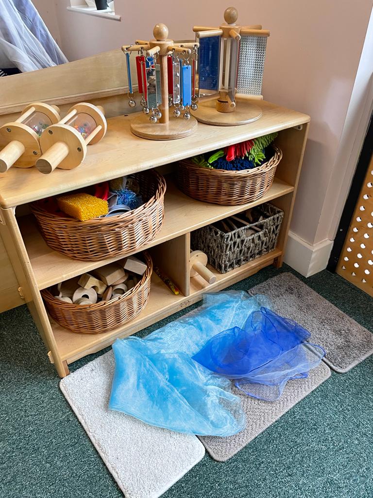 HomeBirmingham's tweet photo. We are so grateful to @SpurgeonsUK for allowing us to use their room for a few weeks, due to the incident in #Kingstanding causing damage to our office. Our children had some normality in this beautiful room and we are thankful! @homestartuk @HomeStartBham https://t.co/EulQDKwUJZ