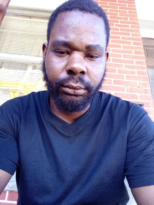 Hmu horny https://t.co/f2mW8UVsWO