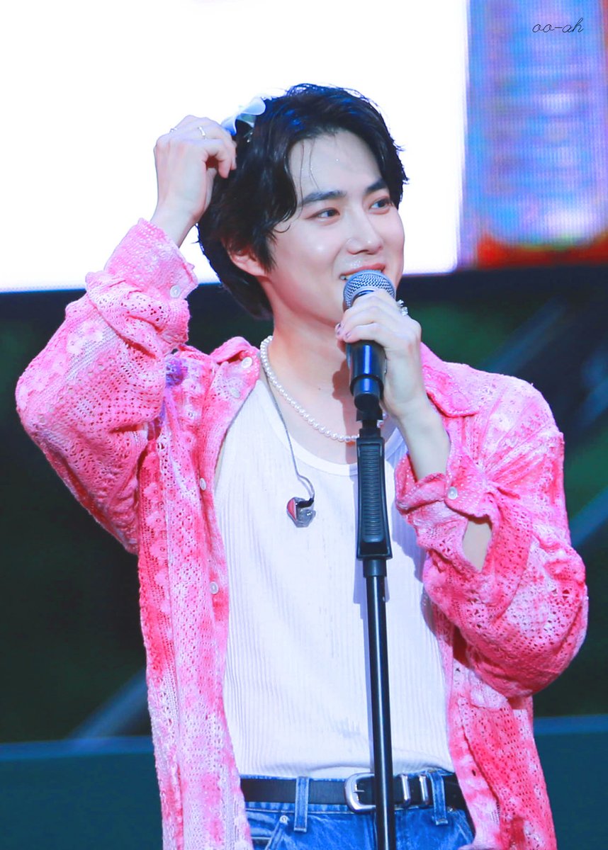 ooah522's tweet photo. 220626 파크 뮤직페스티벌

공쥬중에공쥬
공쥬오브공쥬

#SUHO #수호 #준면 #김준면 #EXO #엑소
#SUHOxSPMF #수호x파뮤페 #파뮤페 #파크뮤직페스티벌 #SPMF #suho #exo #junmyeon #kimjunmyeon https://t.co/jd6Uy1wB1d