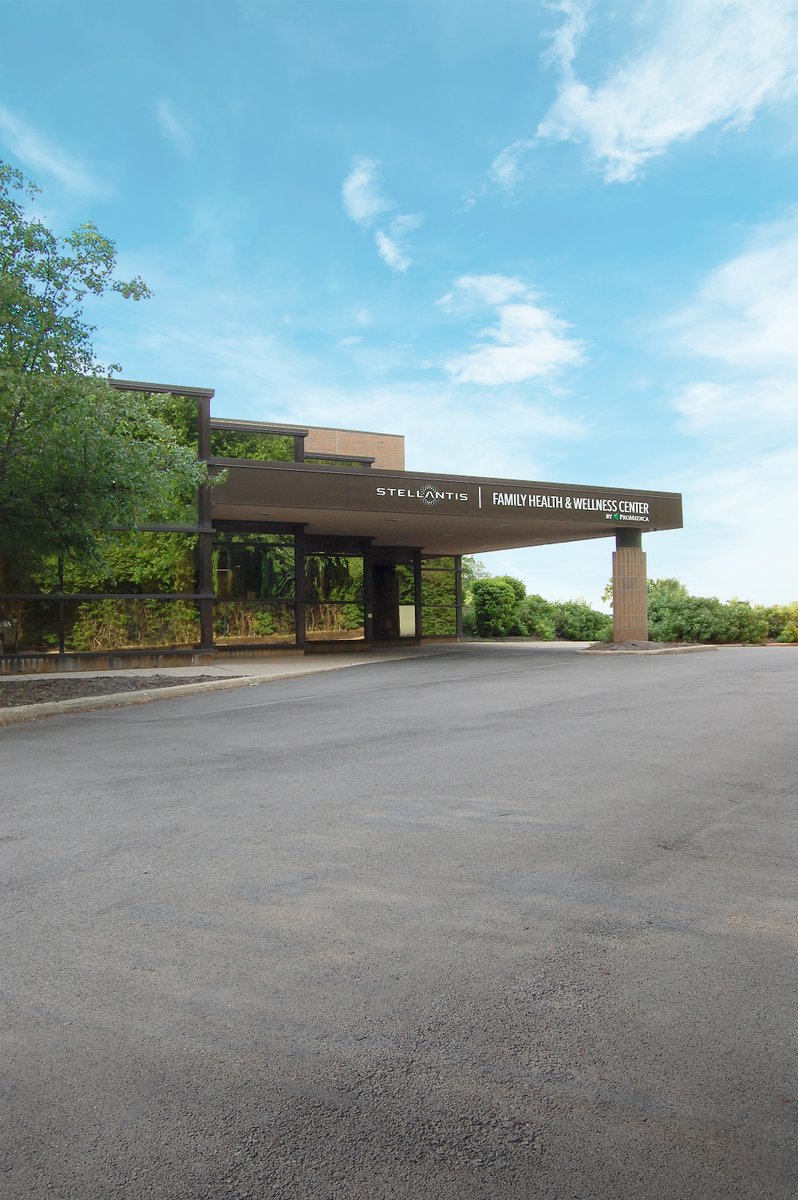 StellantisNA's tweet photo. We are opening our fourth comprehensive primary care health and wellness center in Toledo, Ohio, to exclusively service the more than 9,500 employees and their families working and living in the area.

Details: https://t.co/a7susJtIrJ https://t.co/MpgOFeL0n0