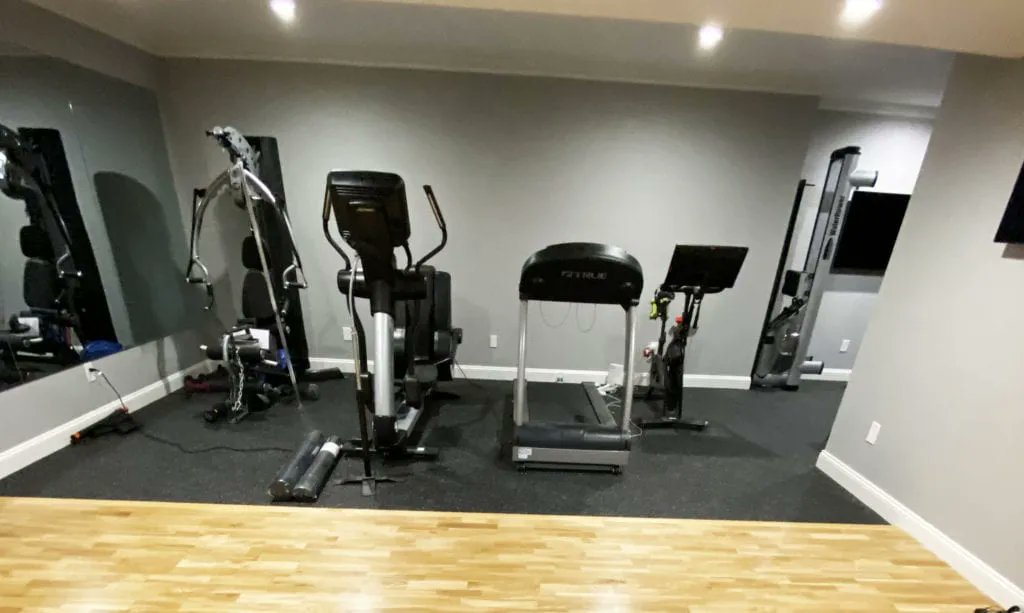 GeretyBuilding's tweet photo. Do you have an old basement you don't know what to do with? Check out our latest blog about the best basement renovation projects you can start today 🏡 🎥 💻 🏋️ https://t.co/n3ubL7fEy9 #basementrenovation #custombuilder #homerenovation #blog https://t.co/dLOj7vLfQI