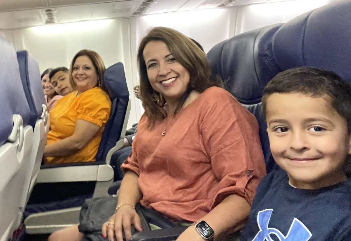 HernandezPrisc's tweet photo. And we’re off!! On our way to Avid Summer Institute.  Can’t wait!  ✈️🌴@AvidColts @AVID4College @ECISD_AVID4ALL @CrockettColts #TeamECISD https://t.co/Kf74rzrVip