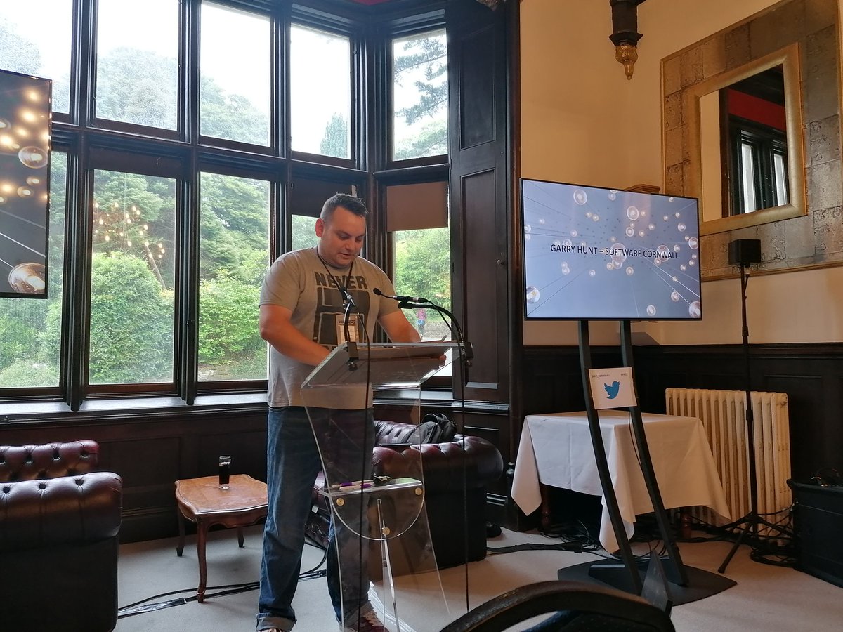STRIDE_UoP's tweet photo. Garry Hunt of Software Cornwall gives an interactive workshop getting attendees to create the new Facebook or Amazon in 20 minutes. #IFB22 https://t.co/n8t16DQEiS