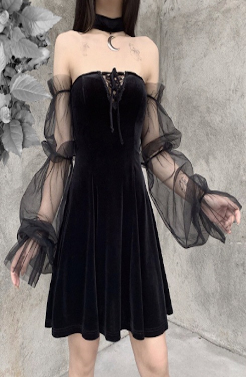 thedarcey1's tweet photo. Velvet Gothic
The entire catalog is available at a discount.
FREE international shipping!
#gothicfashion #gothic #gothicclothes #gothicculture #gothicart #dark
https://t.co/gZDOuUyUUs https://t.co/OoTSEMvYOE