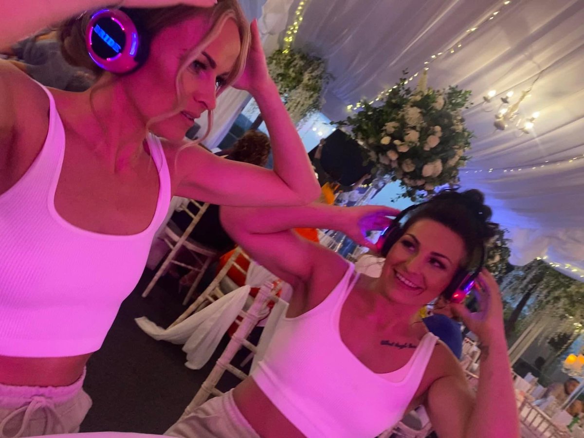 silentdisc0's tweet photo. Great photos from the brides at one of last weeks weddings #silentdiscowedding #silentdisco #brides https://t.co/omlr27CF8M