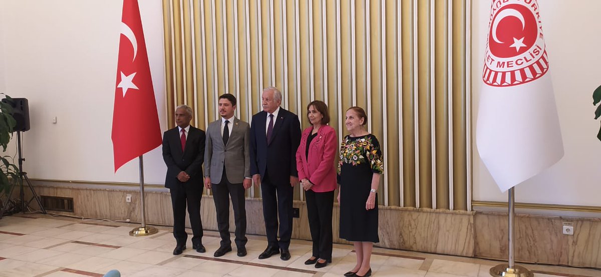 #Cuba🇨🇺 Sostuvimos cordial y fraternal encuentro con vicepresidente de la Gran Asamblea de #Türkiye🇹🇷, Celal ADAN.

Examinamos estado de relaciones bilaterales y potencialidades de desarrollo.

#PoderPopular
#CubaNoEstáSola