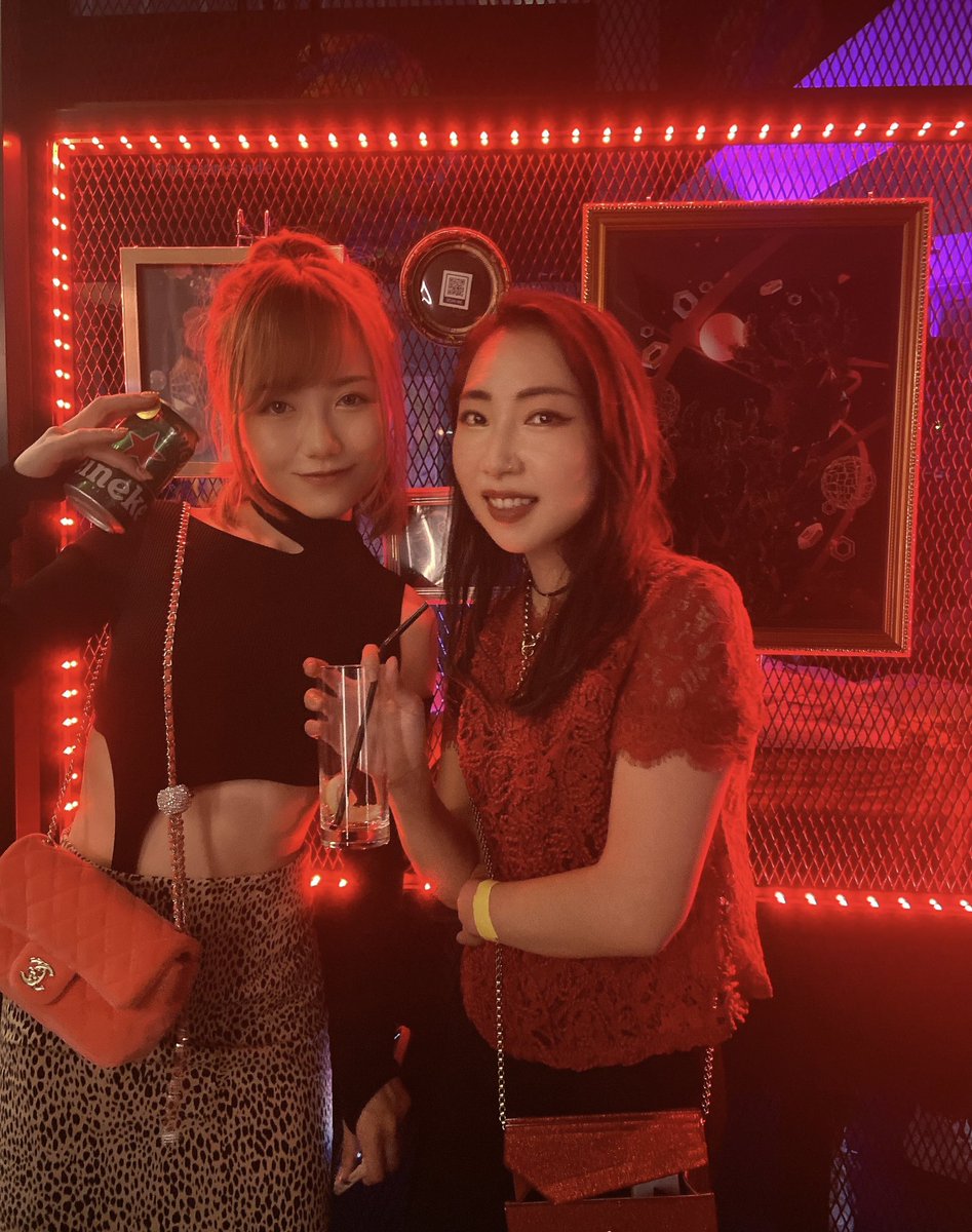 eri_harigai's tweet photo. Exhibited at a party in Harajuku last weekend! 💫 Guests had the first peek of my new piece “Desire” 👀
Now available on FND with my own manifold contract ✨👇🏼 https://t.co/KFiszMaIJj