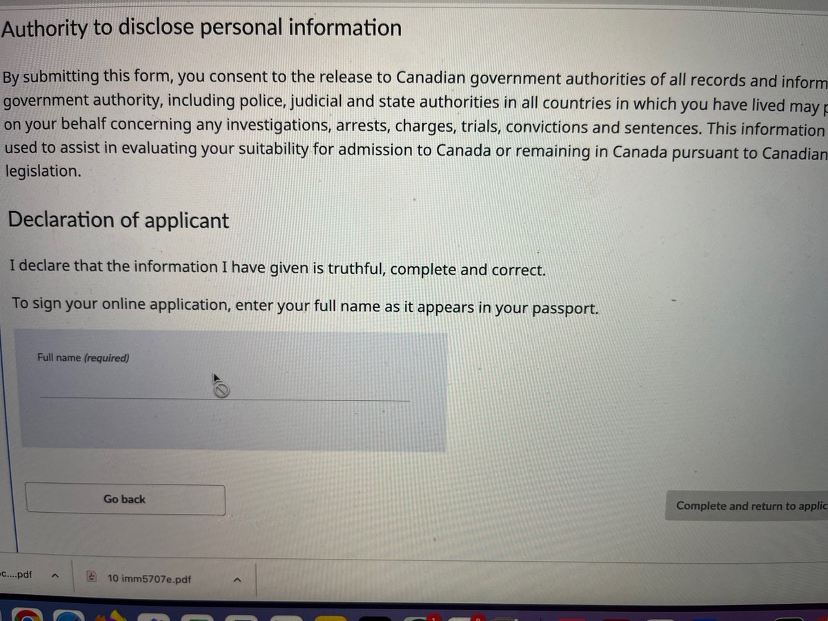 Elizabeth Long tweet media