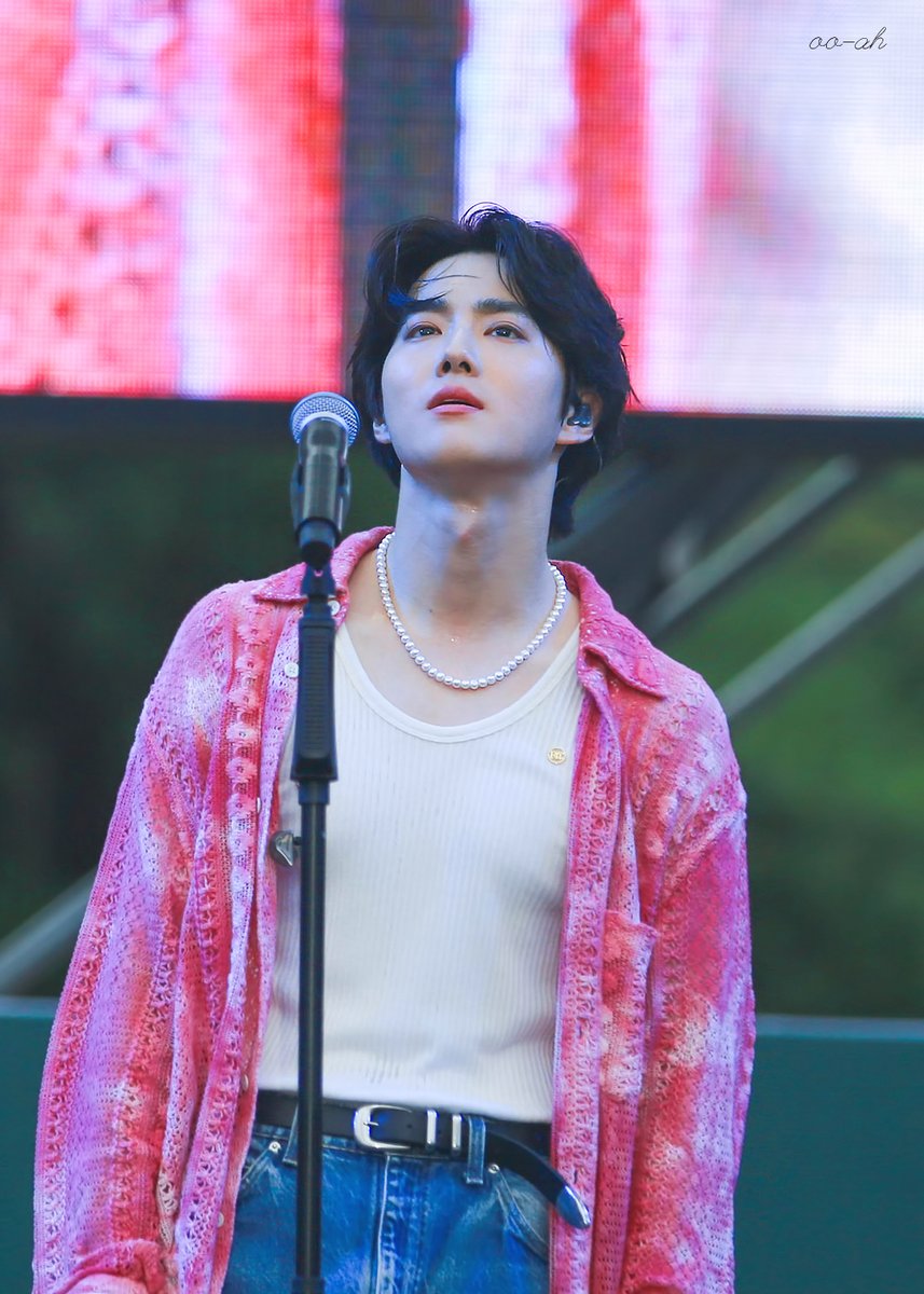 ooah522's tweet photo. 220626 파크 뮤직페스티벌

공쥬천사선녀 하늘보기금지야 ⸝⸝ʚ̴̶̷̆ ̯ʚ̴̶̷̆⸝⸝!!!!

#SUHO #수호 #준면 #김준면 #EXO #엑소
#SUHOxSPMF #수호x파뮤페 #파뮤페 #파크뮤직페스티벌 #SPMF #suho #exo #junmyeon #kimjunmyeon https://t.co/1duBIxUAV4