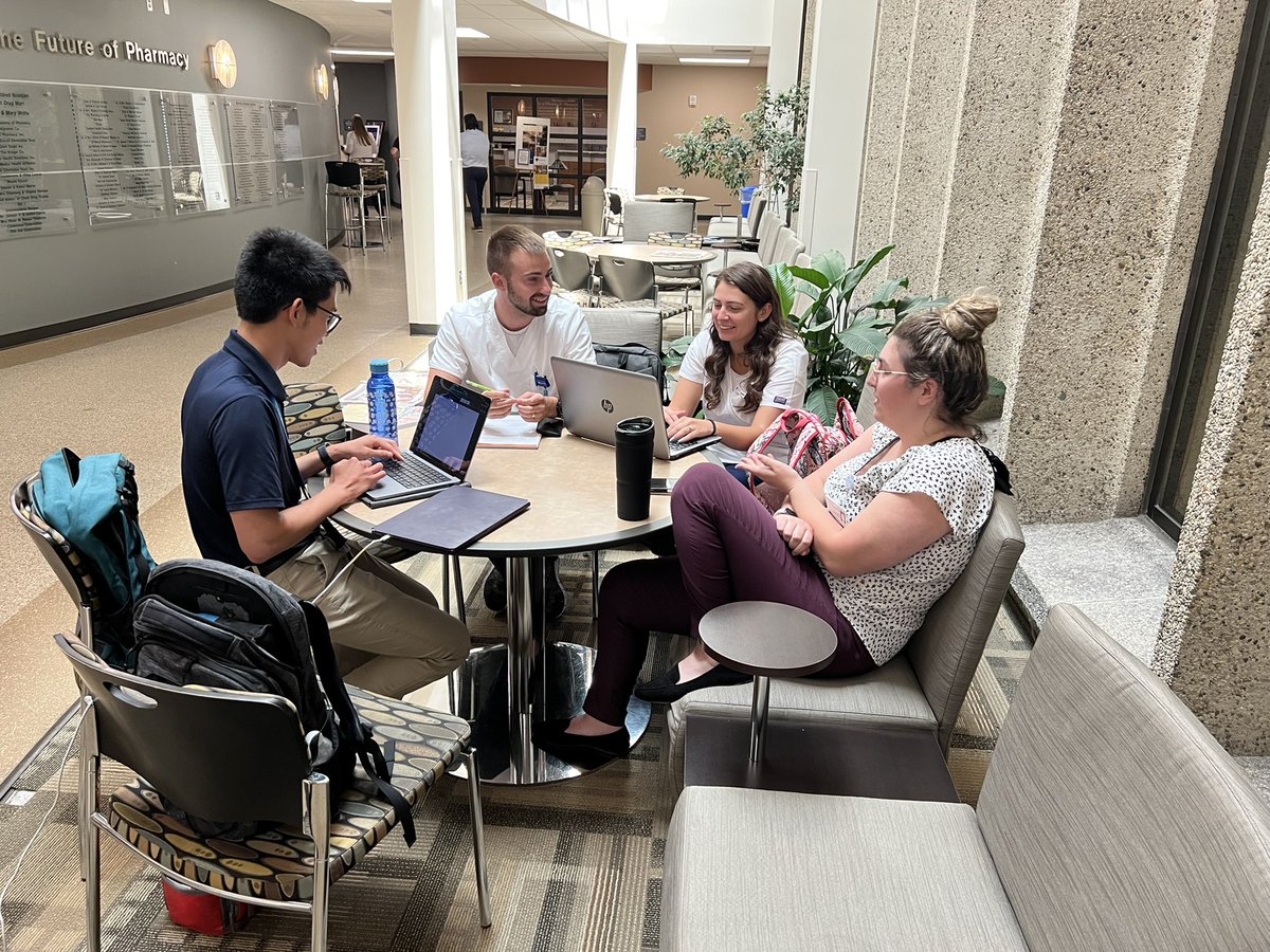 UTMC_PharmRes's tweet photo. Some of our new residents taking a quick break with coffee/water  between orientation sessions at @UToledoPharmacy - they told me “no autographs please” 😎 #PharmRes #IDTwitter #TwitteRx #MedRes 

Resident intros and bios coming soon! https://t.co/kfoEpzz6Zr