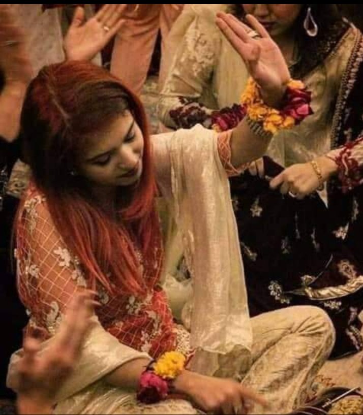 imtiaz_sindhi9's tweet photo. ہر لڑکی دل نہیں توڑتی 💔
ہر لڑکا جسم نہیں چاہتا۔ 🖤🥀
#GoodEvening
#RightThoughts https://t.co/W9uaSF8Pbi