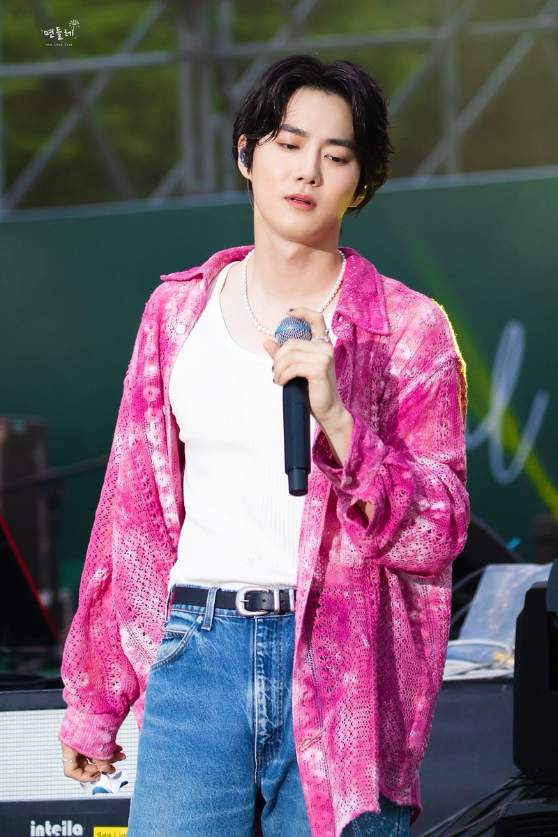 myeon_deullae's tweet photo. 🌸면프로디테님🌸
     조심히 다녀와요

220626 서울파크뮤직페스티벌
#수호 #SUHO #준면 #엑소 #EXO⁠ ⁠
@weareoneEXO https://t.co/9wG01ibM4a
