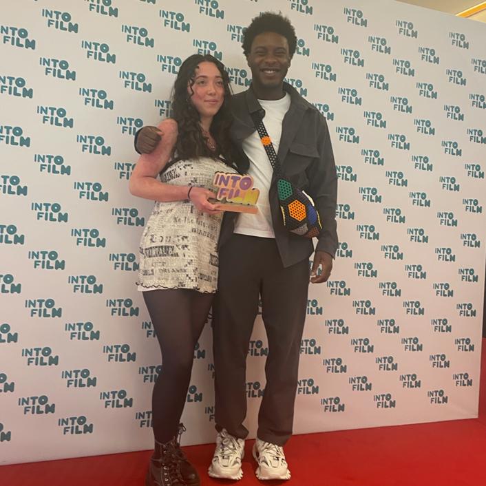 intofilm_edu's tweet photo. 🏆The winner of our 'Ones to Watch' category (in partnership with @BFIFilmAcademy) at the 2022 #IntoFilmAwards is Eden Quine-Taylor, aged 18, from Crickhowell in Wales👇 (here with #SamuelAdewumni!)
https://t.co/VWTaixGWTQ https://t.co/8WFQaBu043