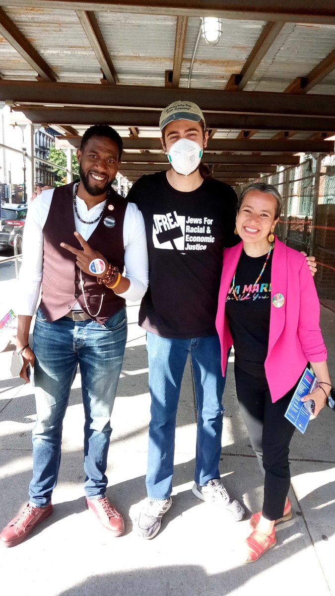 TheJewishVote's tweet photo. Let’s send these two progressive champions to the New York State Governor’s office!
🗳 Vote @JumaaneWilliams for Governor & @AnaMariaforNY for Lt. Governor 🗳
#JewsForJumaane #TeamAnaMaria https://t.co/8Na09yHjqd