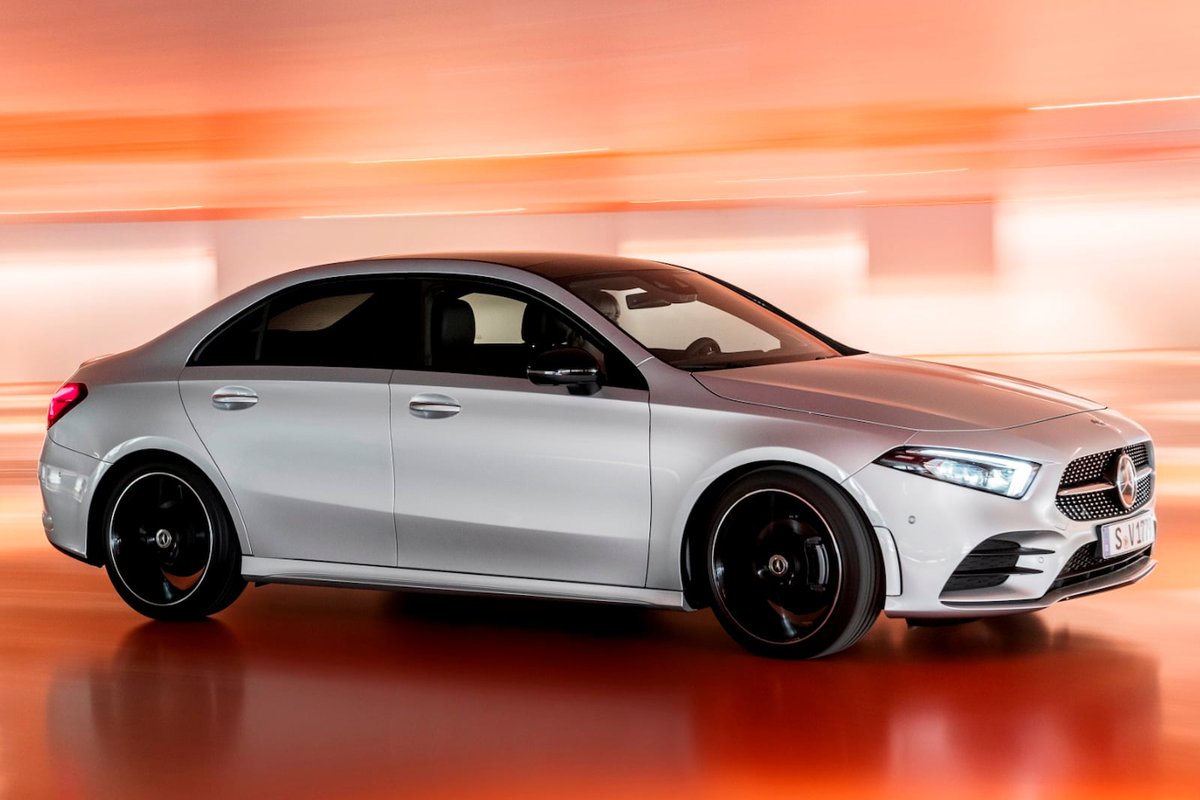 CarBuzzcom's tweet photo. Mercedes-Benz Will Kill Its Most Boring Cars By 2025. We can't say we'll miss them. #industrynews #luxury Read: https://t.co/fd4iby8J10 https://t.co/zHcnp363P0