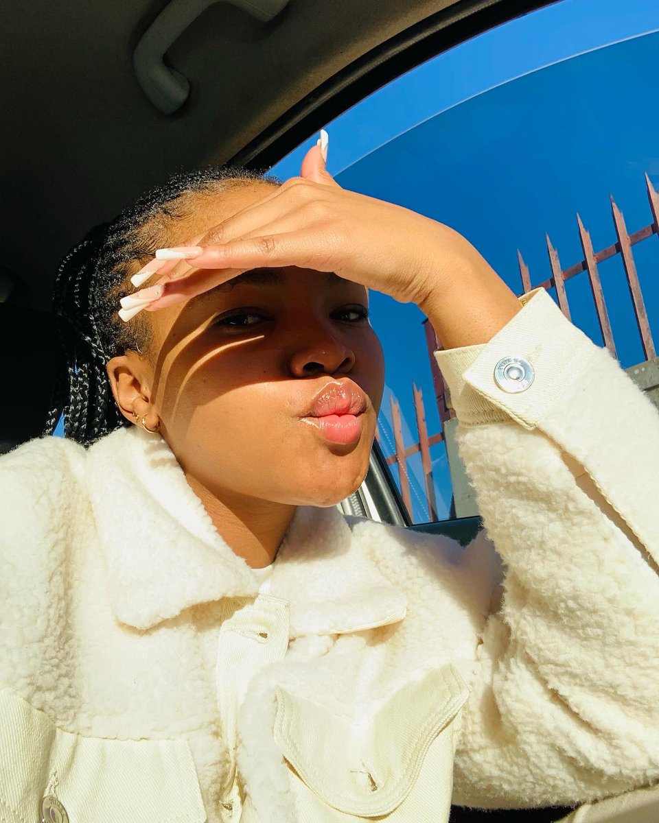 molemo79's tweet image. Choose day🤍🤍