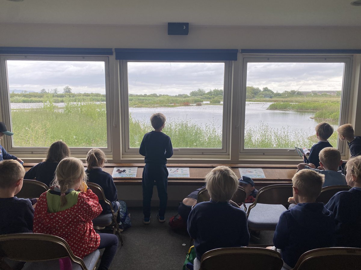 StAndrewsCofE1's tweet image. Snack with a view!
