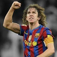 madridblaugrana's tweet photo. Quien es el mejor central de la historia del Barça/España??

🔄Carles Puyol
♥️Gerard Piqué

@3gerardpique 
@Carles5puyol https://t.co/T6j46fYUON