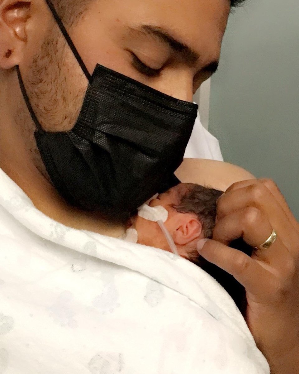 itsmommafi_75's tweet photo. @pulte  hi bill. I’ve been trying to reach you. I’m a desperate momma that needs a hand up. I had my 4th premature baby at 29 weeks. Out of work with no money, 3 kiddos / husband to feed &amp; needing to drive to hospital everyday to see baby in NICU. Anything helps. $mommafifo https://t.co/GGAXRFwSTA