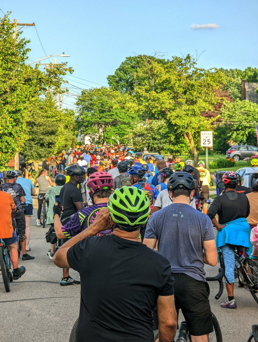 SlowRollCLE's tweet photo. Four hundred and sixty riders.
A new #SlowRollCLE record!
West Park, you showed up and showed out. Thank you so much for setting the bar for the 2022 season. We love you!
We're off for the holiday next week. Get those bikes tuned up and we'll see you July 11 at @WaterlooArts! https://t.co/wXn8D8ZV5a