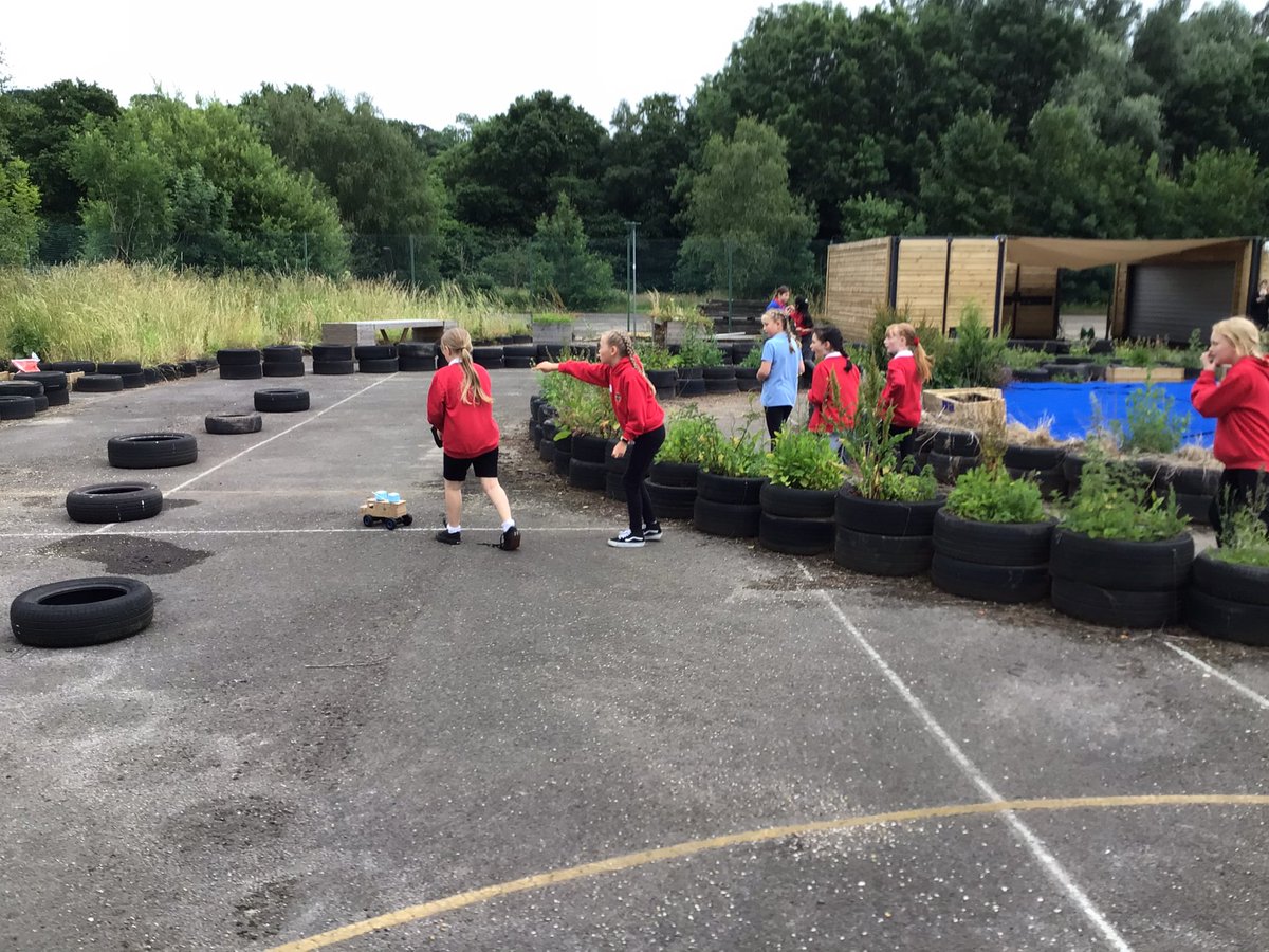 Lewis Girls' Science tweet media