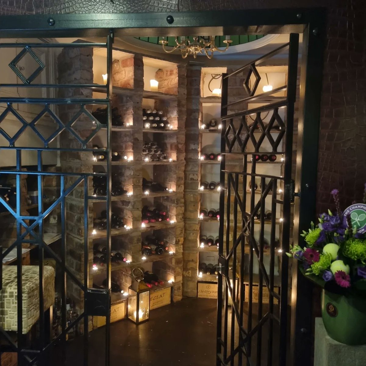 Thank you Mottram Hall for a fab evening!

Delicious food and great company! 🥂👌😋

#venuefinder #eventprofs #eventprofsuk #eventplanner #venues #localbusiness #hotels #champneys #mottramhall #dinner #corporateevents