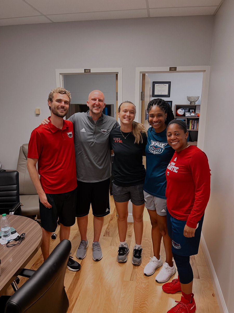 100000% COMMITTED ❤️💙🦉 <a href="/FAUWBB/">Florida Atlantic Women’s Basketball</a>