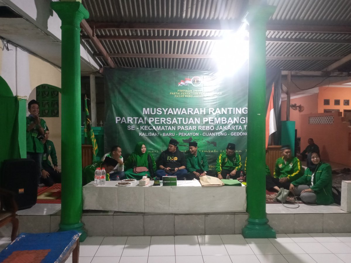 petiga_bros's tweet photo. Musran Se-Kec Pasar Rebo sukses @PPP_JKT_TIMUR @ppjakarta @DPP_PPP  @petiga_bros @inboxpetiga @outboxpetiga @inboxpetiga  @petiga_family https://t.co/enYopCSpPW
