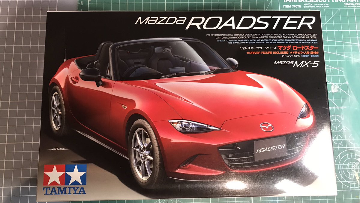 model_octopus's tweet photo. 続けてF1キットを！といきたいところですが友人からのリクエストでロードスター(友人の愛車)を作ります！
#TAMIYA #MAZDA #Roadster #MX5 https://t.co/hsl9gSpGwV