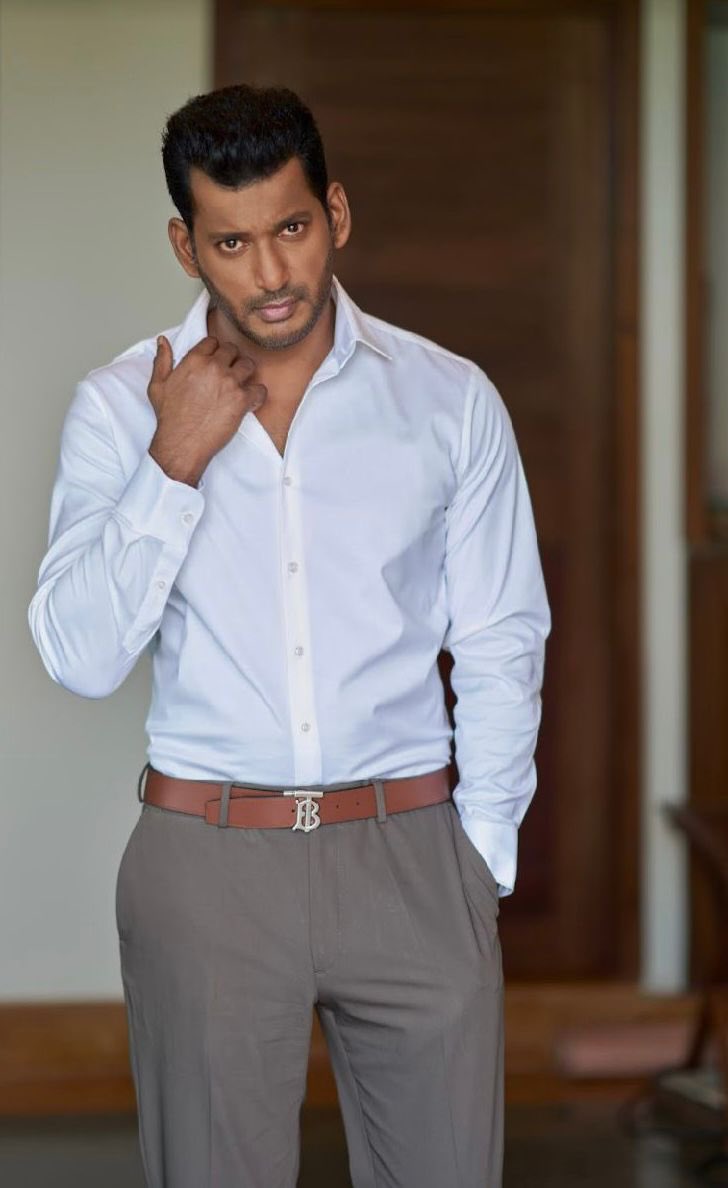 FWWLKrvUcAAw4n7?format=jpg&name=medium