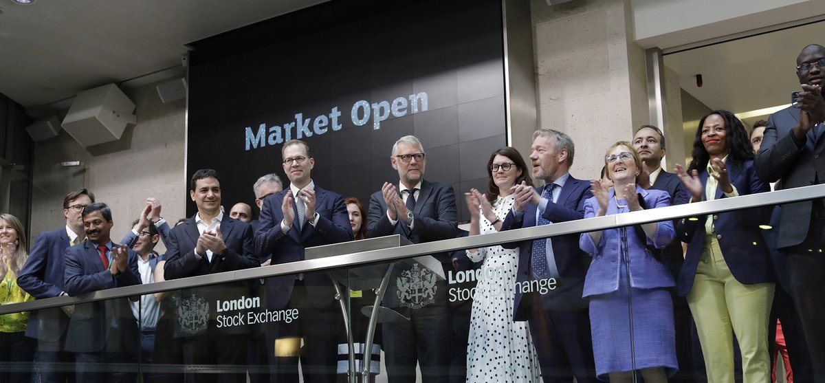 LSEplc's tweet photo. Climate Investment Coalition opened the @LSEplc’s markets to launch the flagship event 'Climate Investment Summit' at London Climate Action Week 2022, focusing on accelerating climate investments by 2030. Read more: https://t.co/V8zLRyJEZx https://t.co/P1U5LxNm06