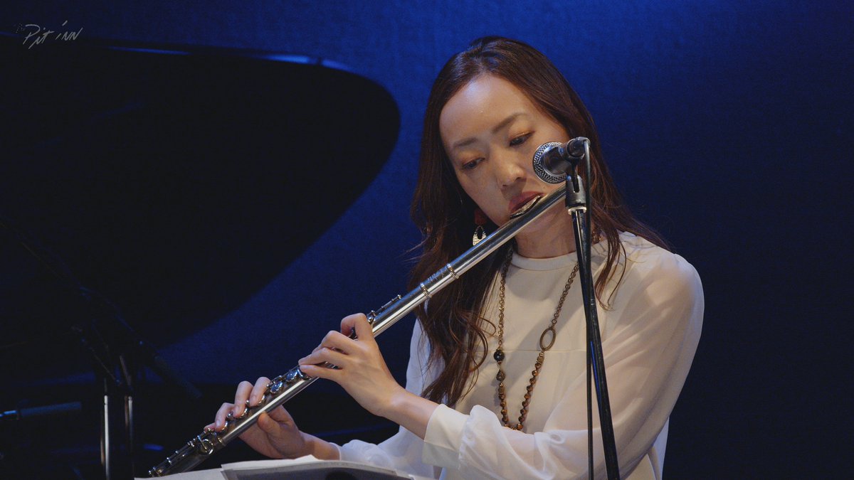 pit_inn_'s tweet photo. Today’s <Q's bar> show is over!
The archive will be available for streaming for a month. Please enjoy!
https://t.co/5FoulrSNN8
#pitinnnetjazz
#shinjukupitinn
#Qsbar
#TakashiAmano #guitar
#SayakaKishi #piano
#MakiyoSakai #flute
#jazz https://t.co/FpK2XaMeH2