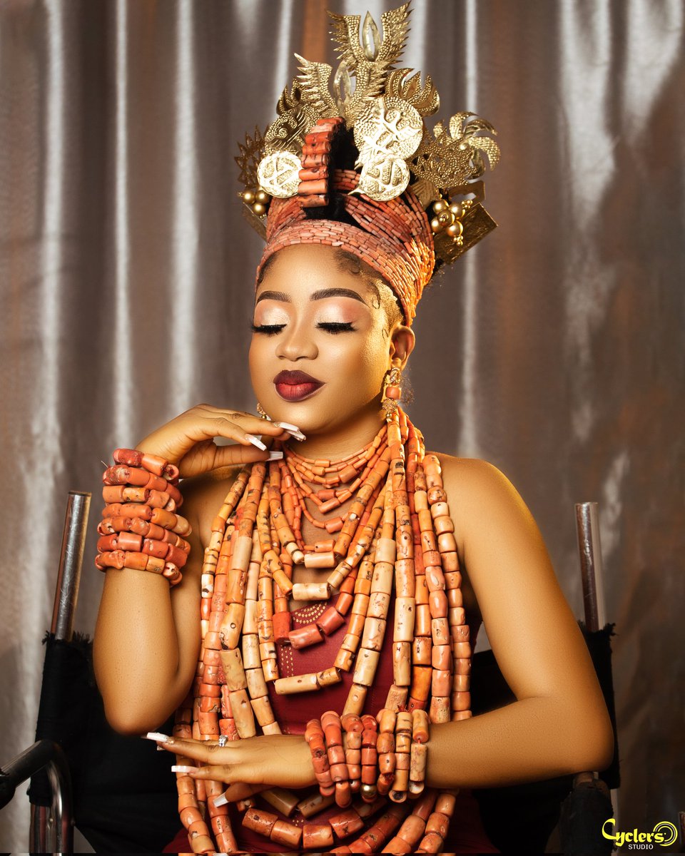 CyclersStudio's tweet photo. The sound of troubled marriages on every side will not stop you from having a blissful marriage.
May you find the love and peace you truly deserve🙏
Wedding coverage by @CyclersStudio
#weddingphotography
#weddingcoverage
@MobilePunch
@EDOSOCIAL https://t.co/4NG1CfS0TI