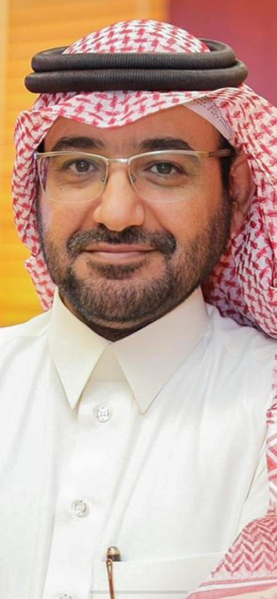 AAlWahaf's tweet photo. تبارك أسرة آل وهف للاستاذ الدكتور/ سلمان بن علي بن وهف بمناسبة صدور قرار معالي وزير التعليم تجديد تعيينه عميداً لكلية علوم الحاسب والمعلومات بجامعة الملك سعود 
سائلين الله له التوفيق في خدمة دينه ووطنه وقادته والعلم وأهله @DR_SAQ https://t.co/ZRH9iLSwpv