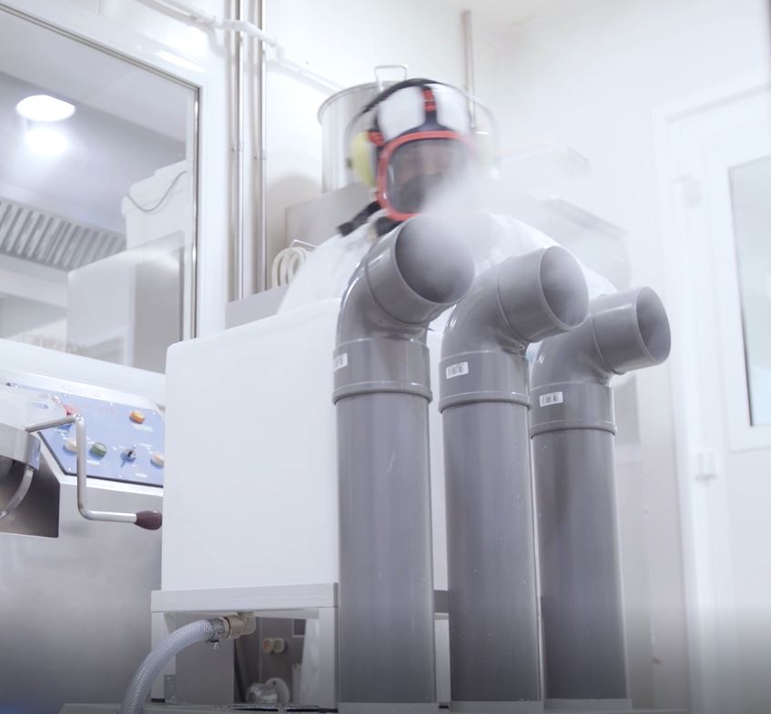 Cleanity_es's tweet photo. La nebulización aplicada a la desinfección trata el ambiente y todas las superficies de difícil o imposible acceso. De esta forma garantizas una completa desinfección de una sala sin importar las dimensiones que tenga.
#limpiezaydesinfeccion #cleanity https://t.co/pJusArW3cI