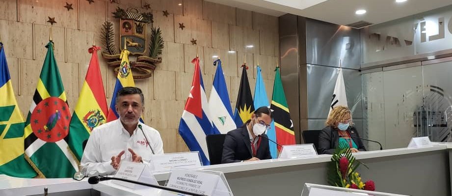 PresidenciaCuba's tweet photo. Delegación cubana participa #AHORA en el Primer Encuentro del ALBA Digital, con sede en Caracas, en el que participan 13 naciones de ese importante mecanismo de integración. 

#Cuba considera este un espacio vital para intercambiar ideas y concertar posiciones. #AlbaUnida https://t.co/BN7UNfcWkf