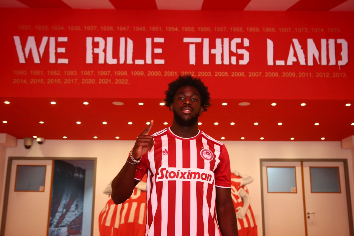 olympiacosfc's tweet photo. Ο Αμπουμπακάρ Καμαρά στα «ερυθρόλε��κα»! / @Aboukamara47 in the red and white of Olympiacos!🔴⚪ 

#Olympiacos #Transfer #Welcome #AboubakarKamara #WelcomeKamara #WeKeepOnDreaming https://t.co/mqOCVWc1pd