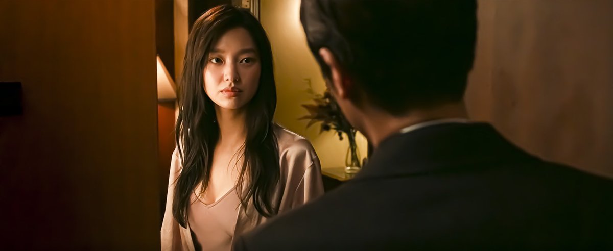 날 좀 추앙해줘. 당신의 인생이 달라질지도 모르잖아.