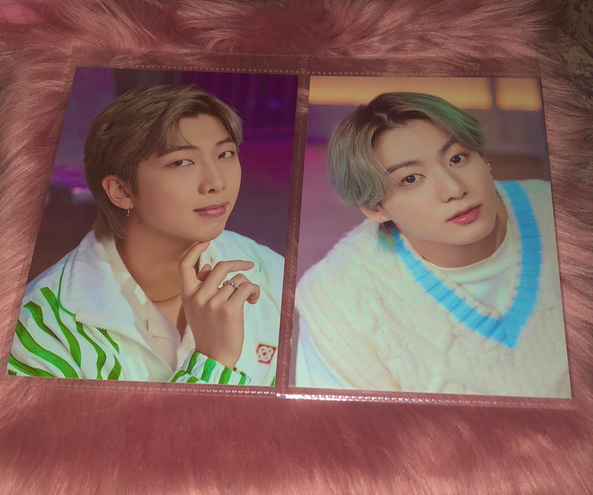 mmscart23's tweet photo. WTS LFB BTS JUNGKOOK JK NAMJOON V JHOPE SUGA ONHAND PH

SOWOOZOO POSTCARDS

namkook 400
Vhope 400
Unit 400

Take all for 1,100

Comment “mine”

Please help RT thanks! https://t.co/NhELxLswj4