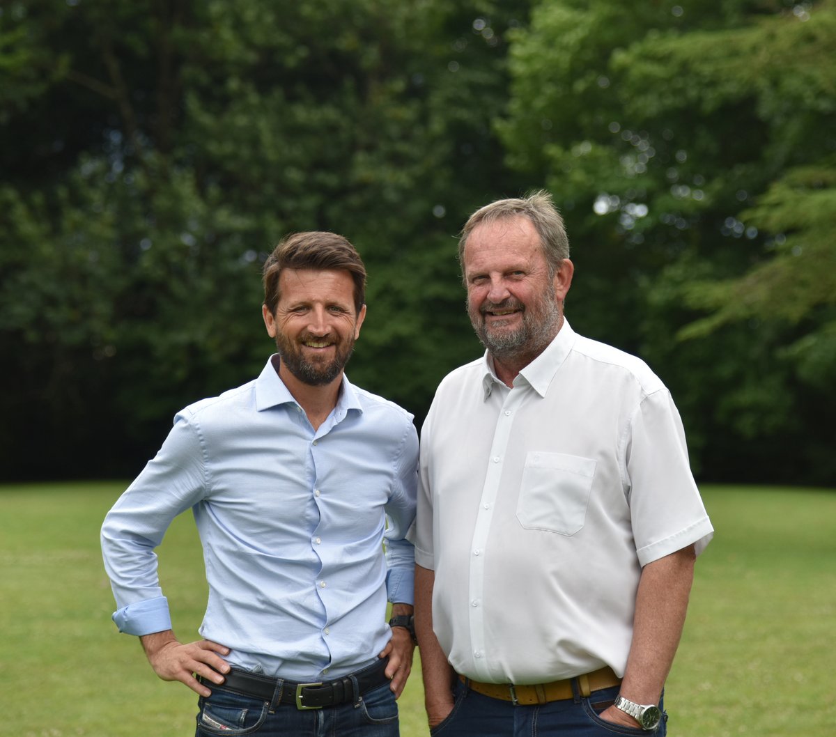 [gouvernance]
Fabien Felli succède à Jean Souchal à la Présidence de POMA
Le pionnier français de la mobilité durable écrit une nouvelle page de son histoire avec un regard résolument tourné vers l’avenir. Ses valeurs, l’humain et l’innovation, restent au cœur de l’ADN du groupe.